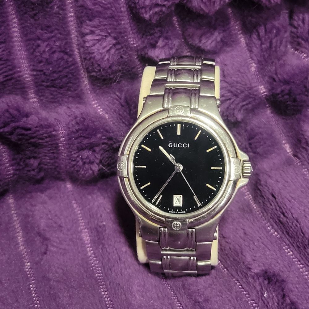 Gucci Stainless Steel Black Dial Timepiece - Picture 3 of 4